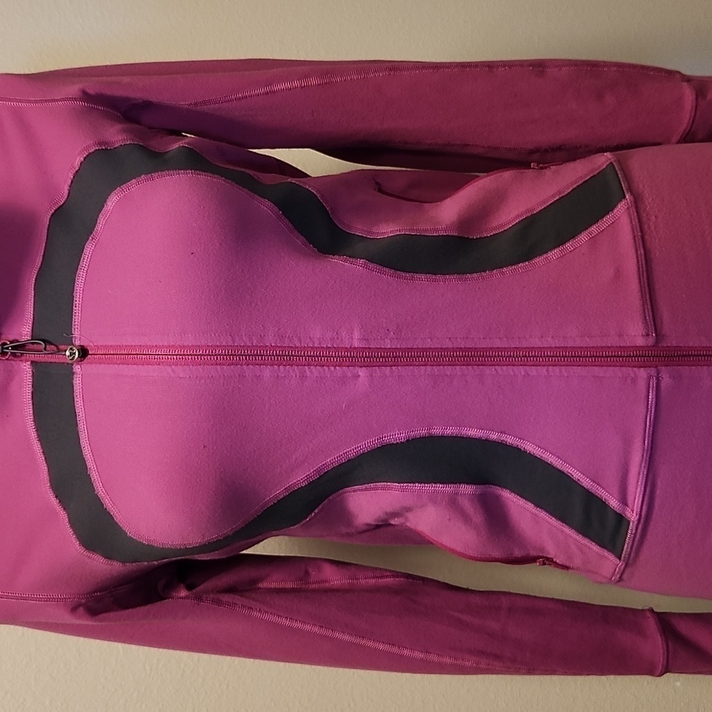 Lululemon In stride full zip jacket - Picture 2 of 8